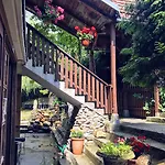Bed & Breakfast Dworek Adamski