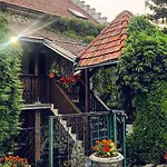 Dworek Adamski 3*