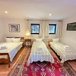 Dworek Adamski 3*