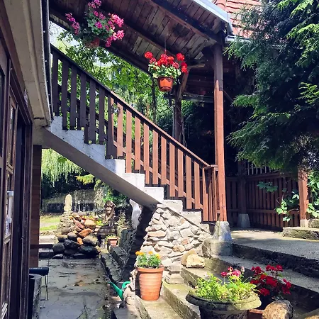 Bed & Breakfast Dworek Adamski