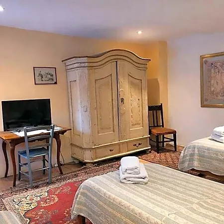 Dworek Adamski B&B 3*
