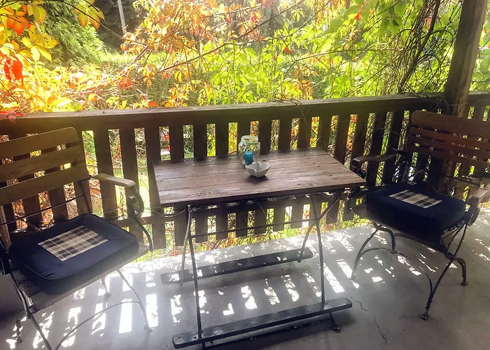 Dworek Adamski Bed & Breakfast Walbrzych