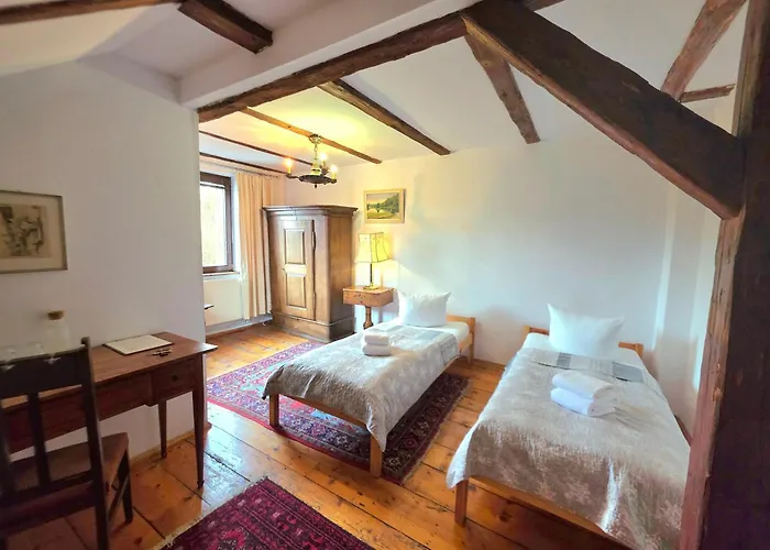 Bed & Breakfast Dworek Adamski Walbrzych